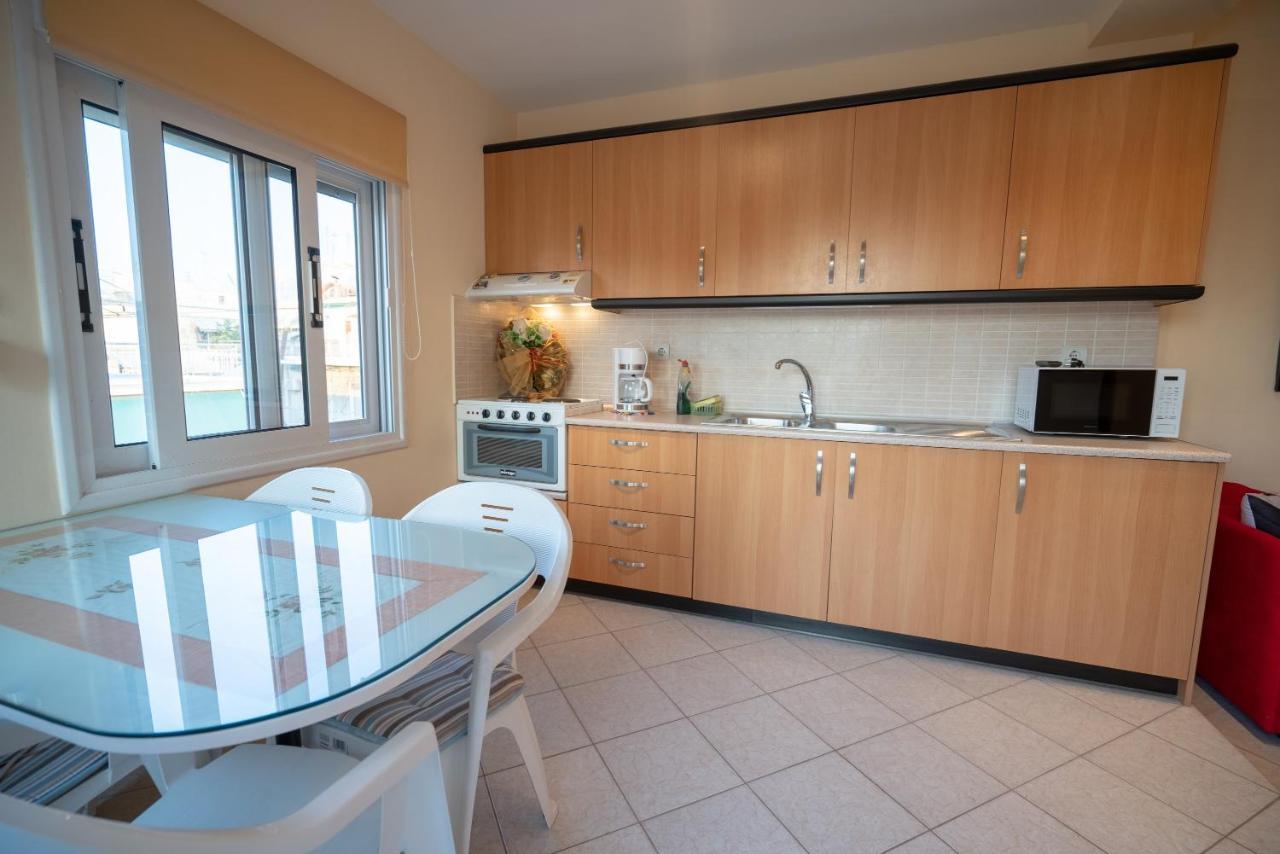 Attica Train Station 1 Bedroom 4 Pers Apartment Athens Exterior photo